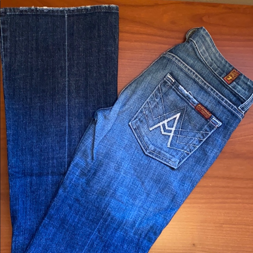 A pocket 7 for all mankind jeans